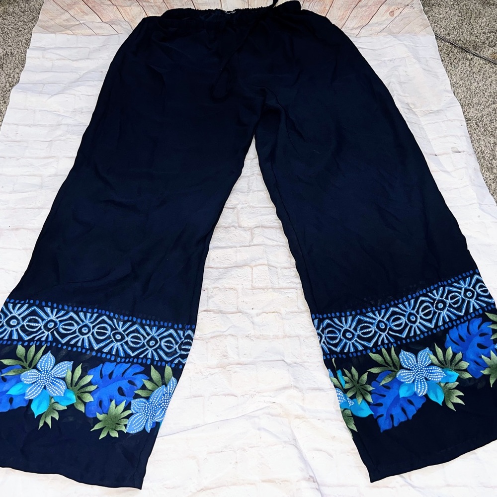 Floral navy blue cover up Pants size XXL